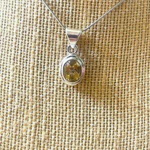 Gorgeous sterling silver citrine pendant